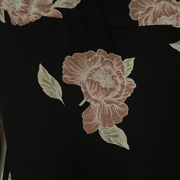 cupcakes & cashmere Black Floral Long Sleeve Dress - Picture 6 of 8